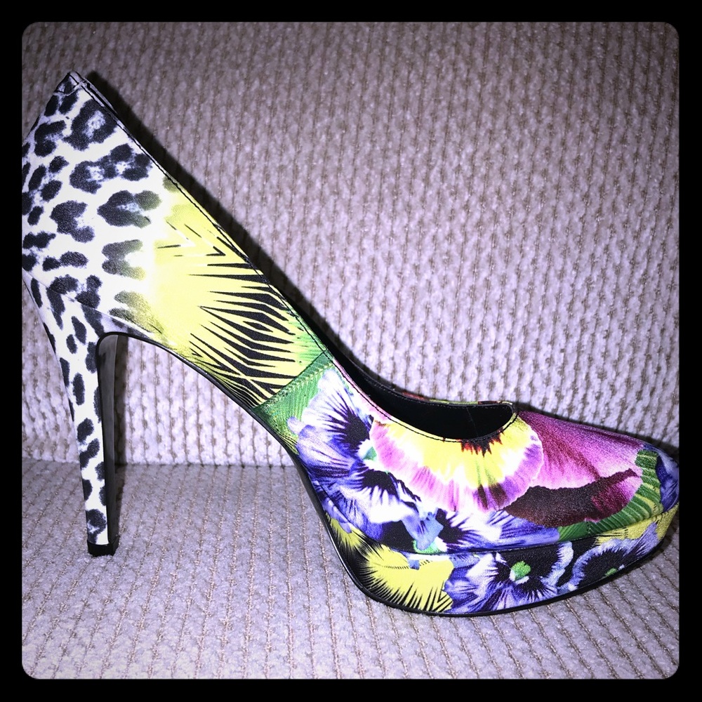 BRAND NEW Floral/Animal Print Heels